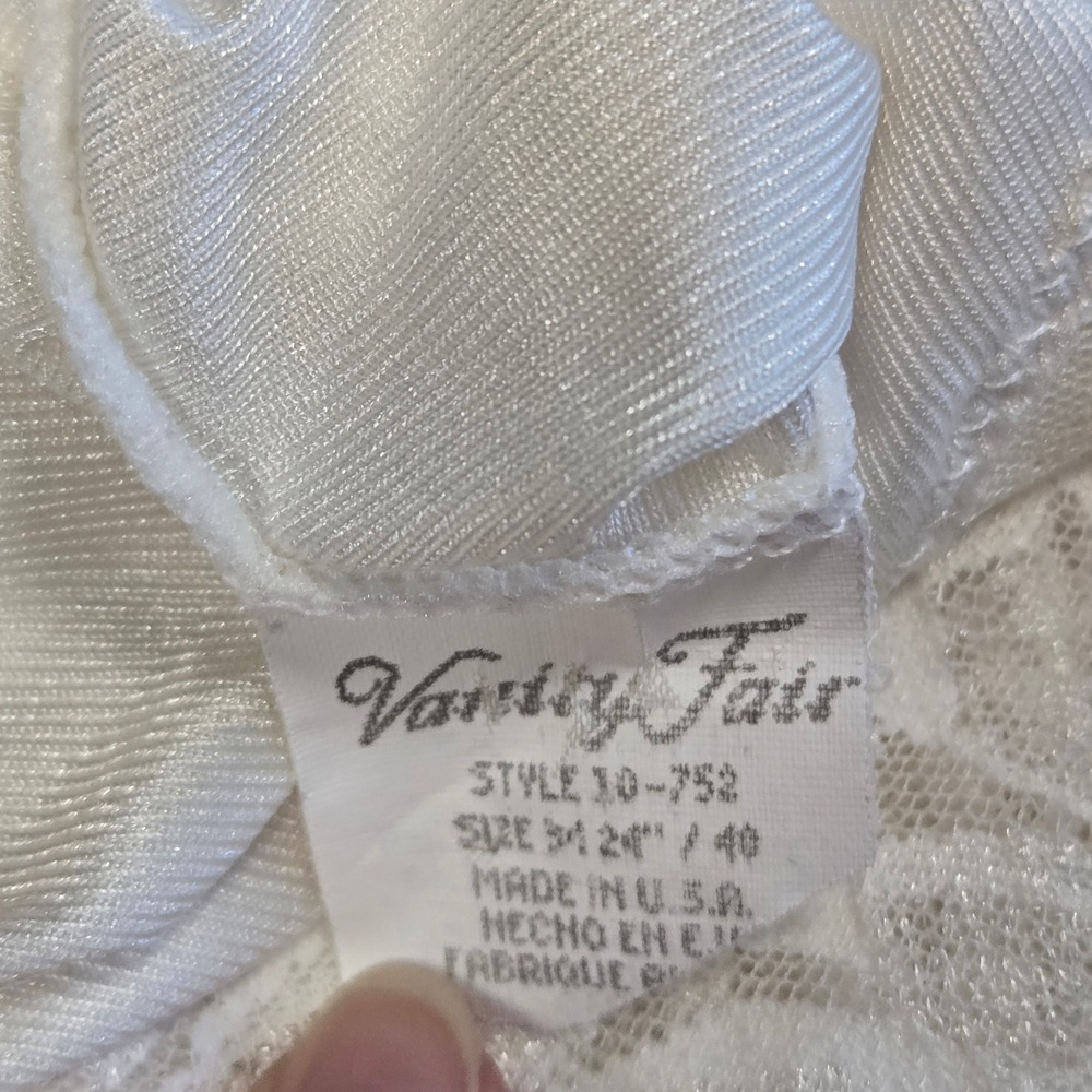 VTG 70s, 80s white satin lace trim slip lingerie dress / M / Vanity Fair bridal - Picture 7 of 7